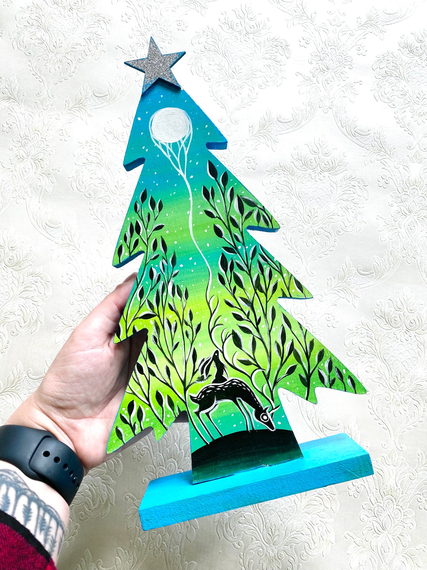 Handbemalte Kiefernfigur GRÖSSER / Kézzel festett fenyőfa figura NAGYOBB