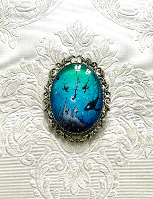 Big oval brooch / Nagy ovális bross egyedi grafikával