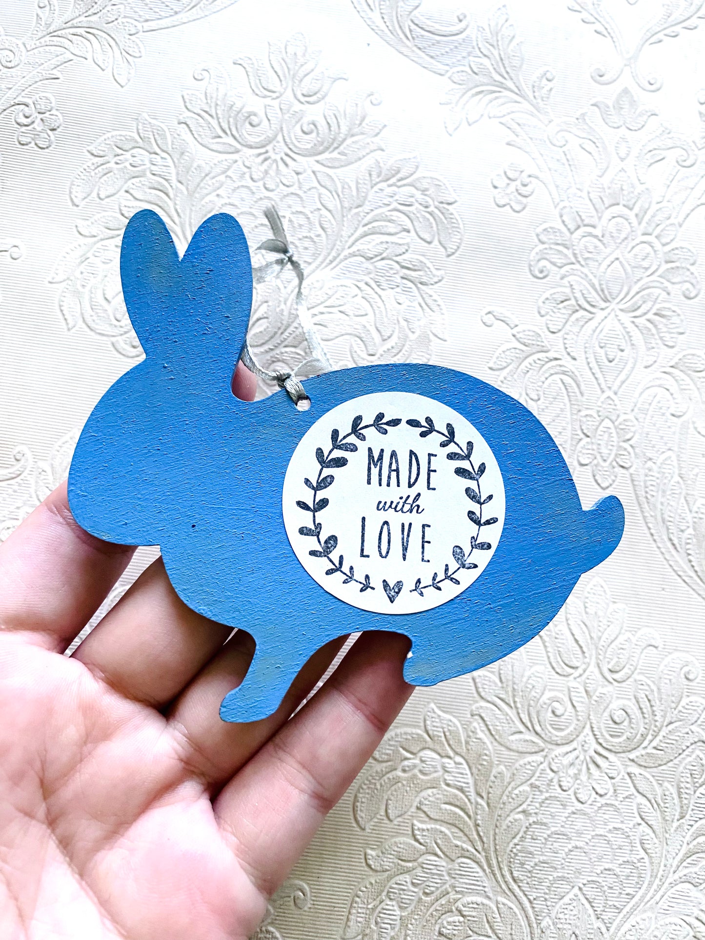 Hand-painted rabbit ornament / Kézzel festett nyuszi dísz