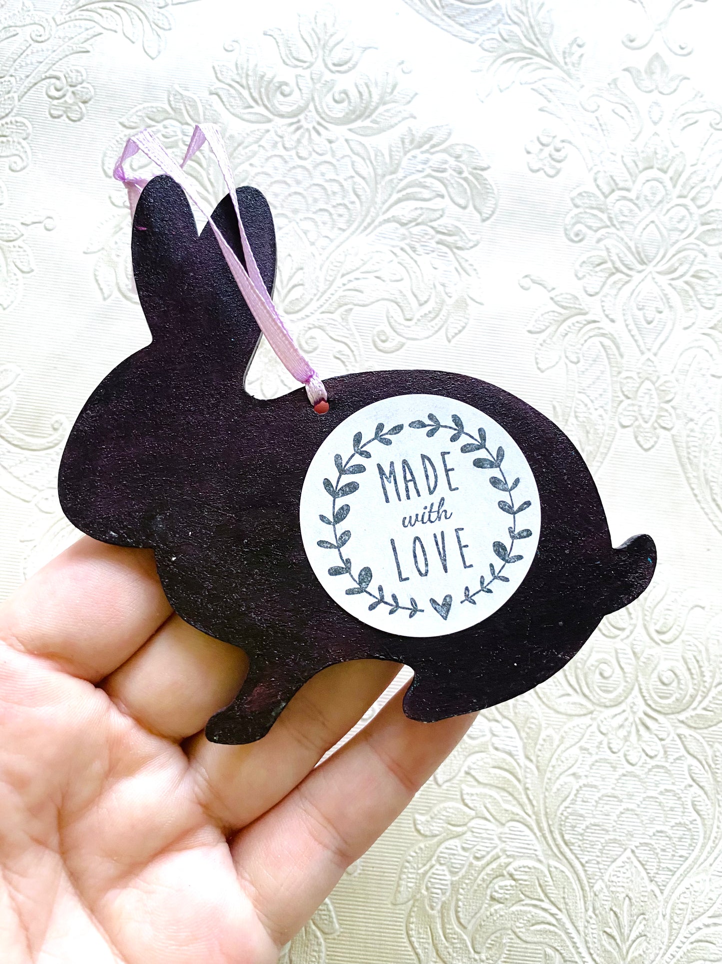 Hand-painted rabbit ornament / Kézzel festett nyuszi dísz