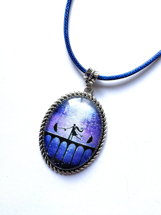 Big oval pendant / Nagy ovális medál egyedi grafikával
