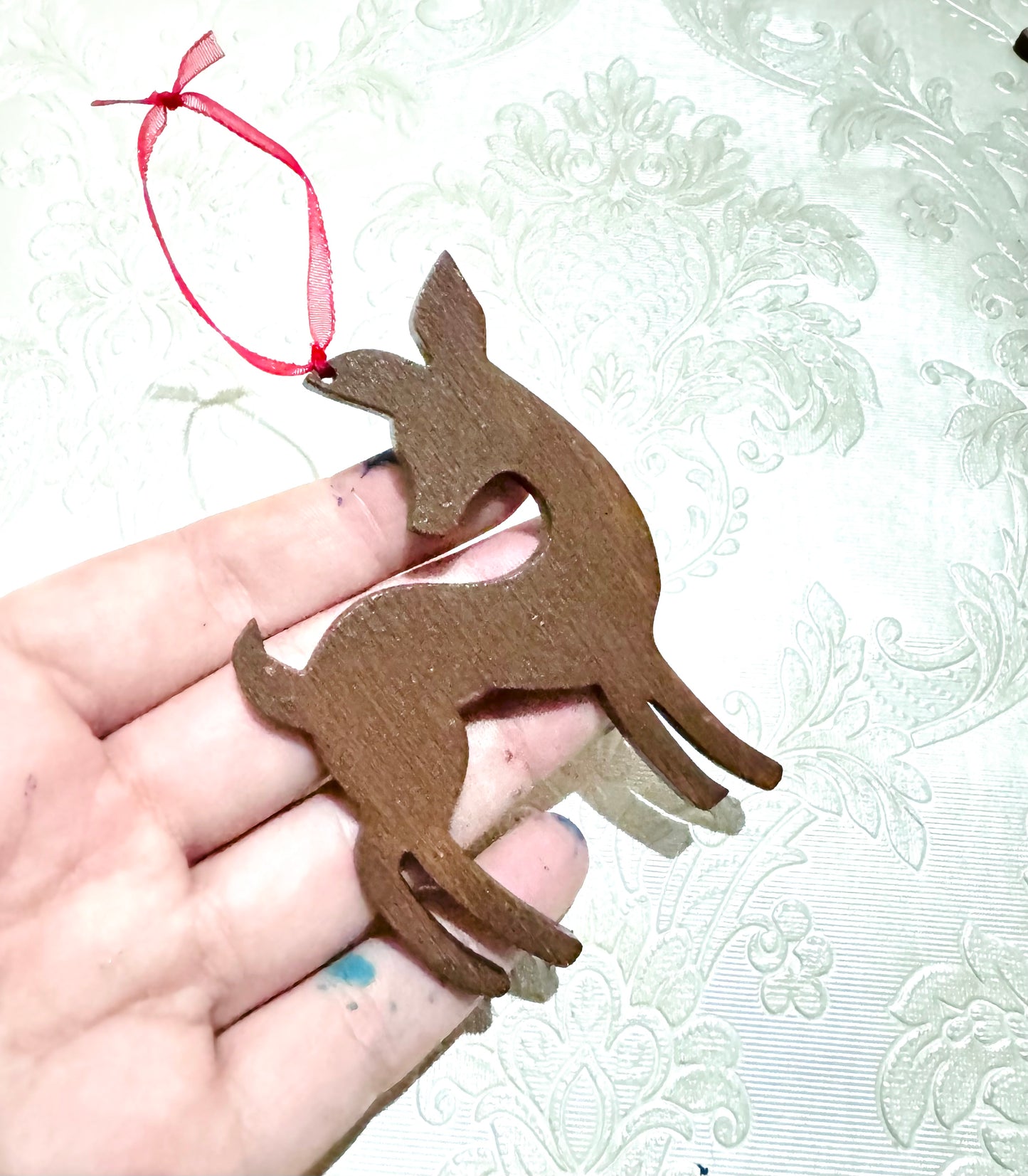 Hand-painted “gingerbread” fawn ornament / Kézzel festett “mézeskalács” őzike dísz