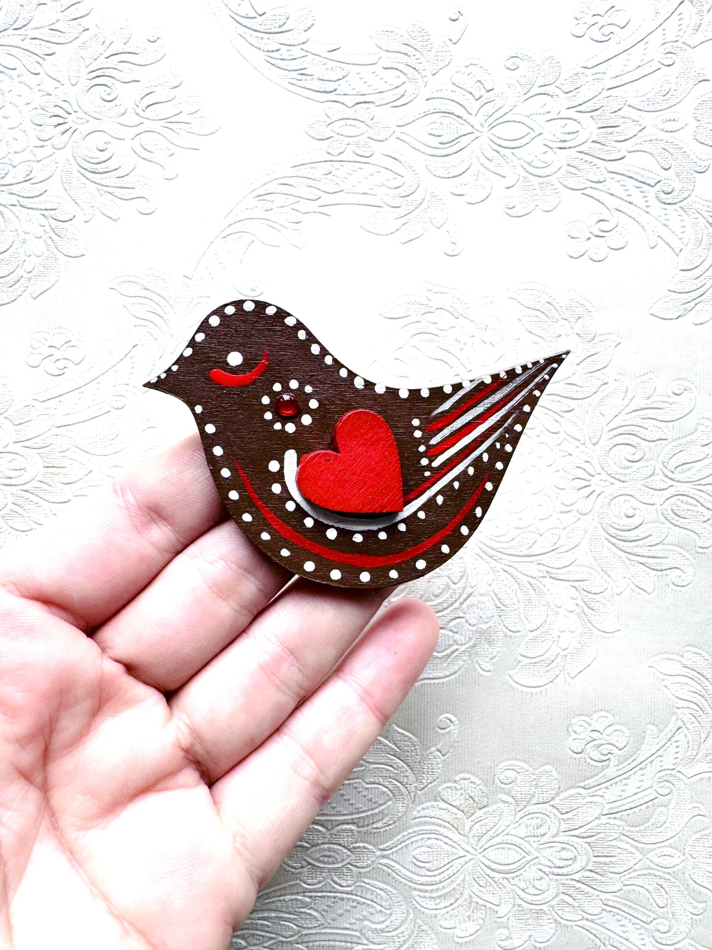 Hand-painted “gingerbread” bird magnet / Kézzel festett “mézeskalács” madárka mágnes