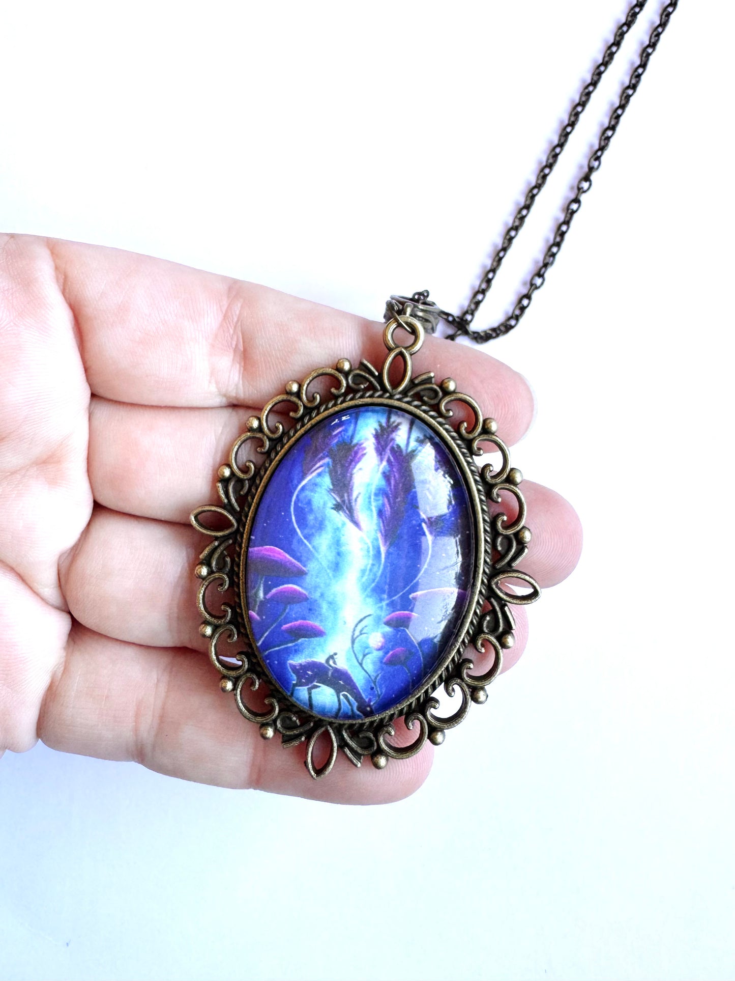 Big oval pendant / Nagy ovális medál egyedi grafikával