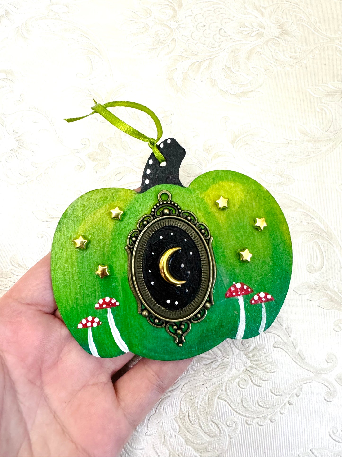 Hand-painted pumpkin MAGNET and ornament / Kézzel festett tök mágnes és dísz