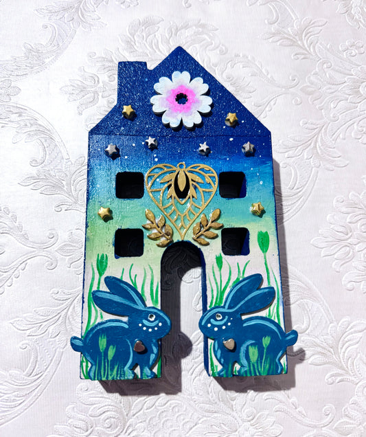 Hand-painted magic house / Kézzel festett varázsházikó