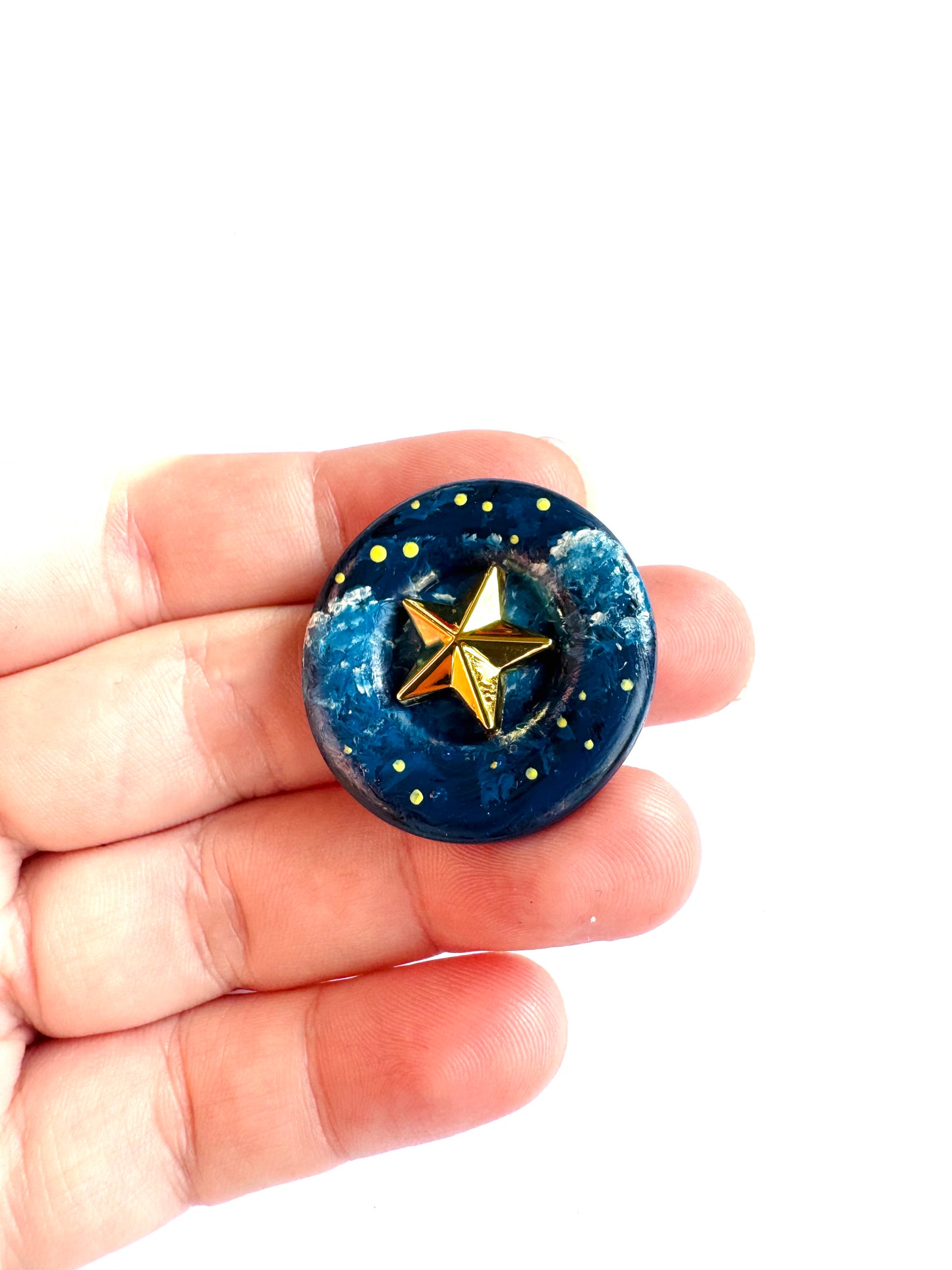 Hand-painted mini button MAGNET / Kézzel festett mini gomb MÁGNES
