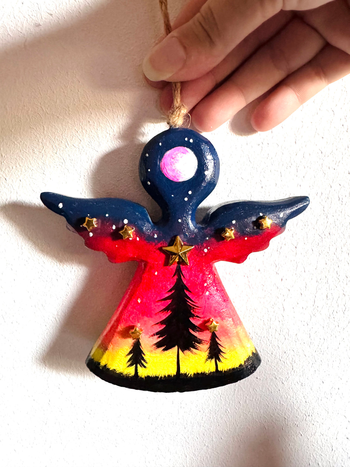 Hand-painted angel Christmas ornament (painted on both sides) / Kézzel festett karácsonyi angyal dísz (2 oldalon festett)