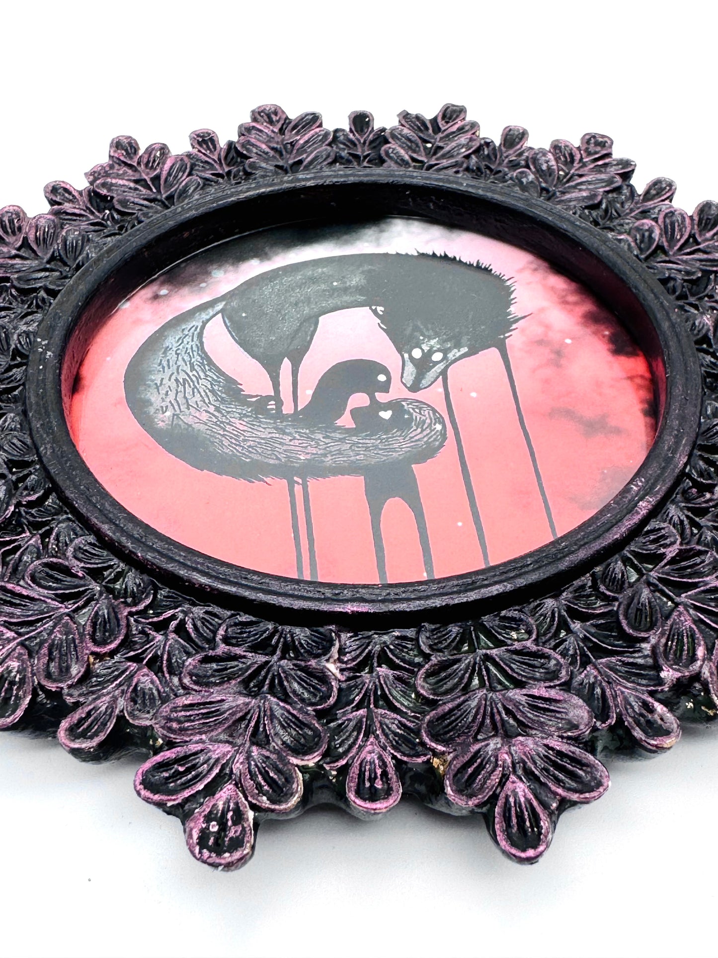 Mini round framed art print in an ornate frame / Mini kerek keretezett művészi nyomat díszes keretben