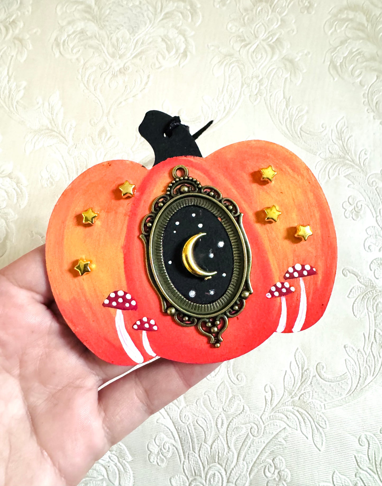 Hand-painted pumpkin MAGNET and ornament / Kézzel festett tök mágnes és dísz
