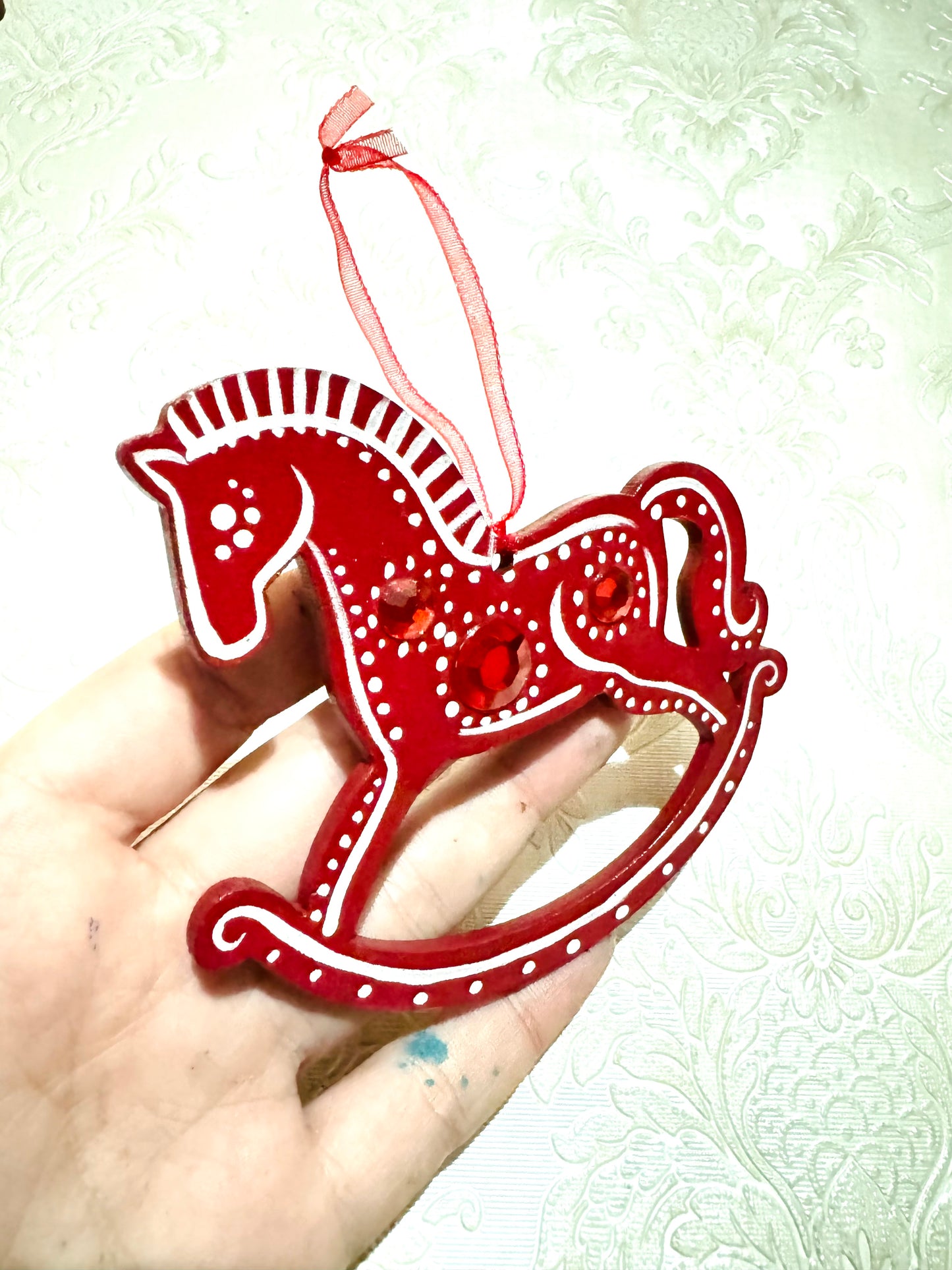 Hand-painted “gingerbread” rocking horse ornament / Kézzel festett “mézeskalács” hintaló dísz