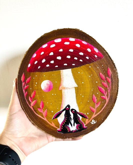 MEDIUM round hand-painted wood slice / Közepes méretű kerek kézzel festett fakorong