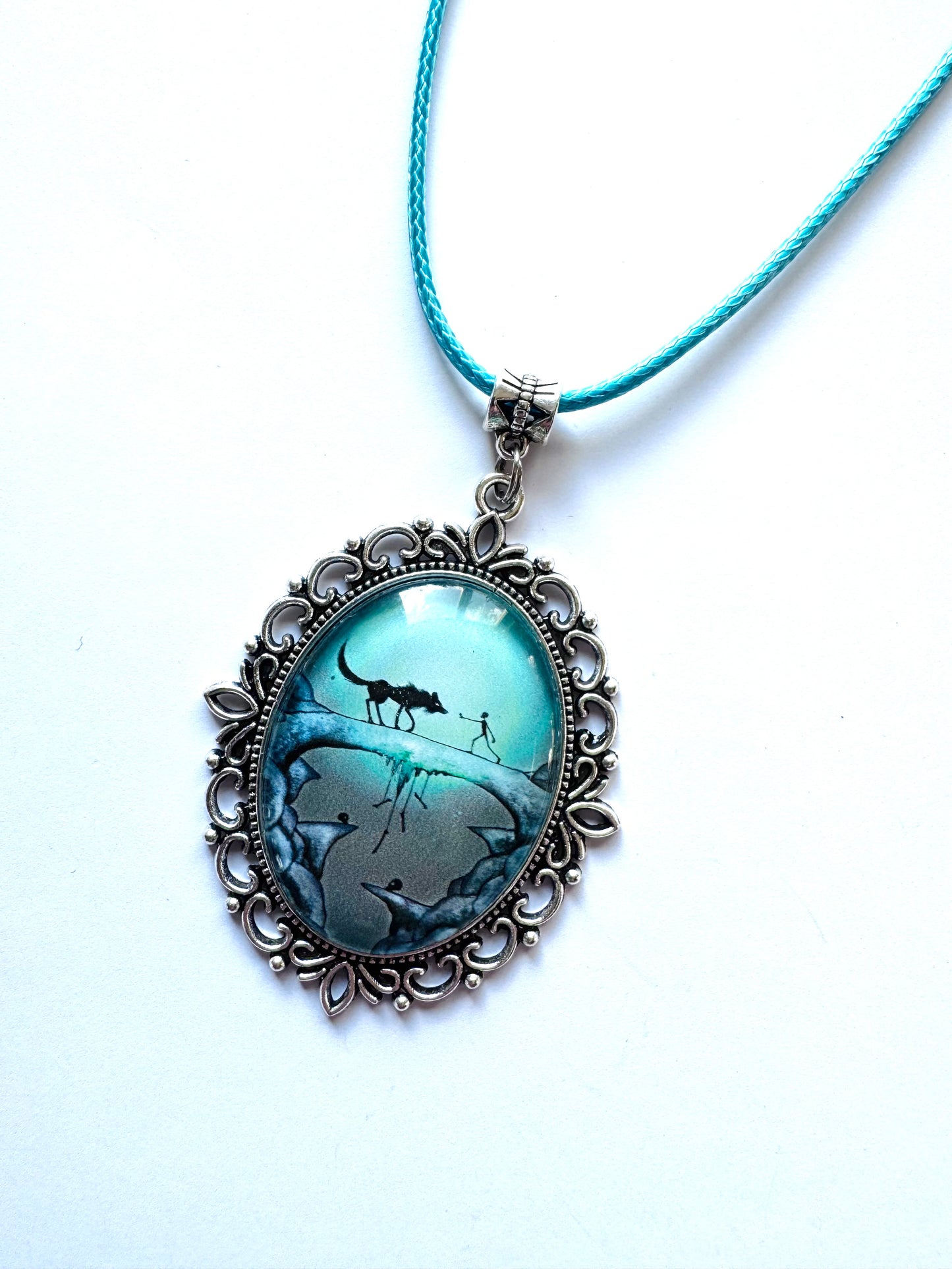 Big oval pendant / Nagy ovális medál egyedi grafikával