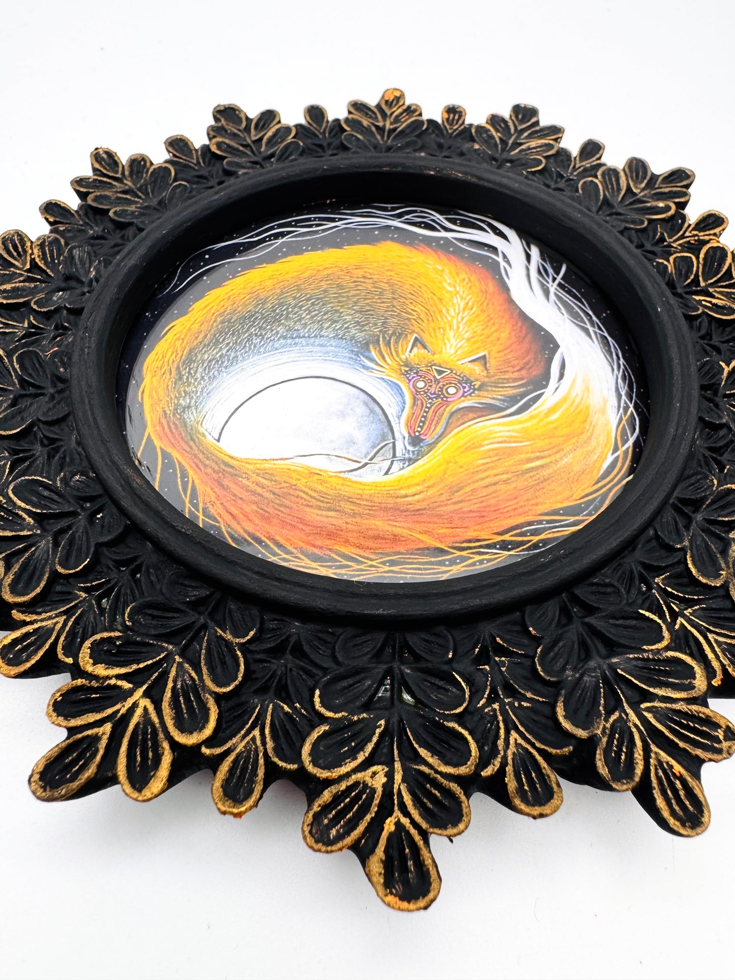 Mini round framed art print in an ornate frame / Mini kerek keretezett művészi nyomat díszes keretben