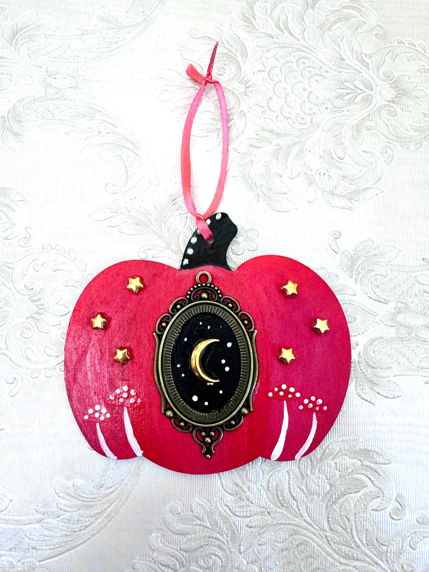 Hand-painted pumpkin MAGNET and ornament / Kézzel festett tök mágnes és dísz