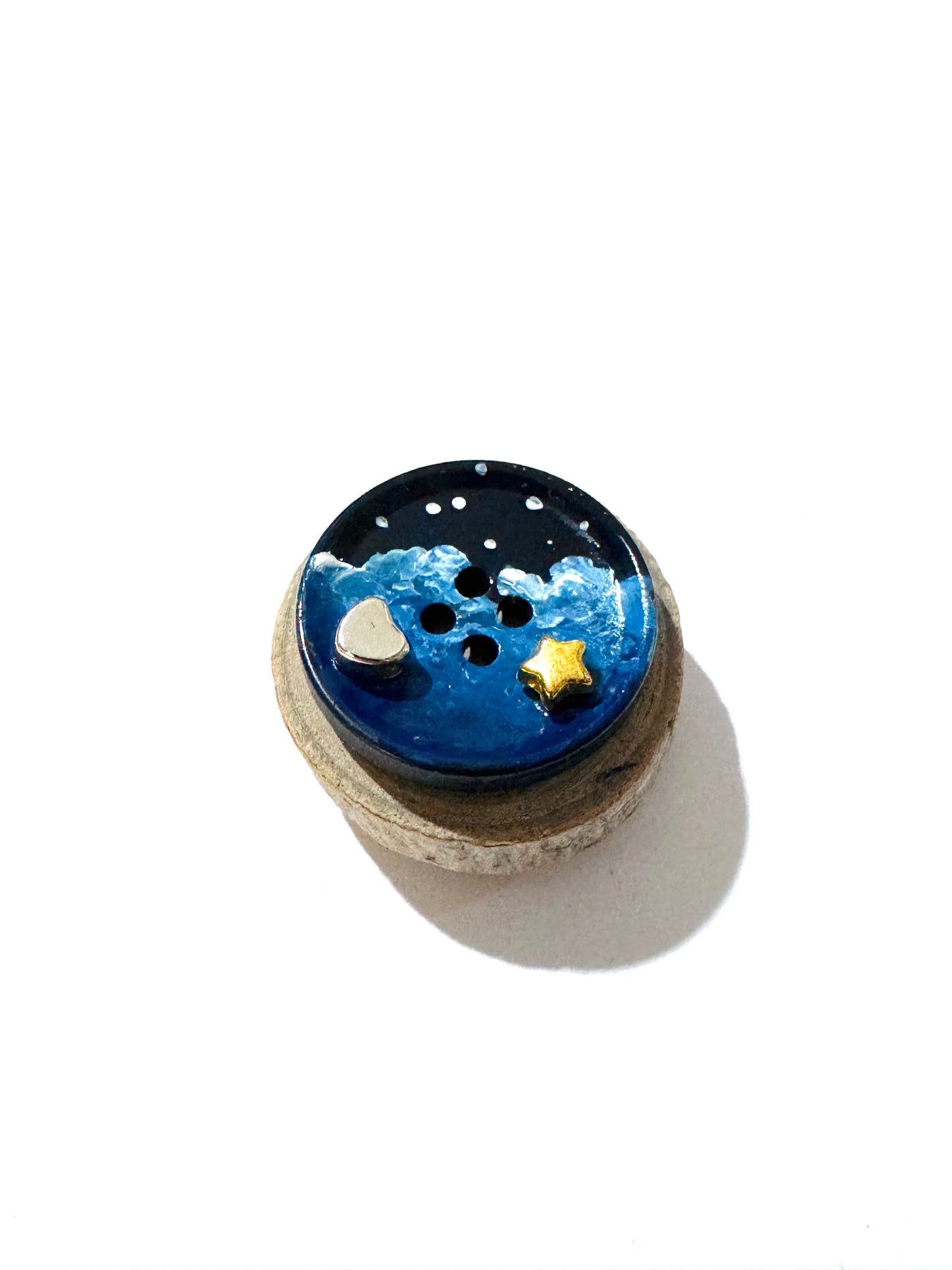 Hand-painted mini wood & button MAGNET / Kézzel festett mini fakorong & gomb MÁGNES