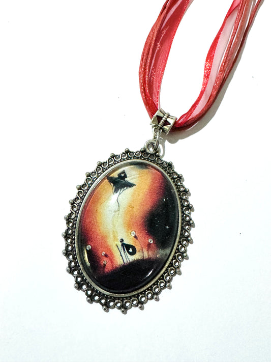 Big oval pendant / Nagy ovális medál egyedi grafikával