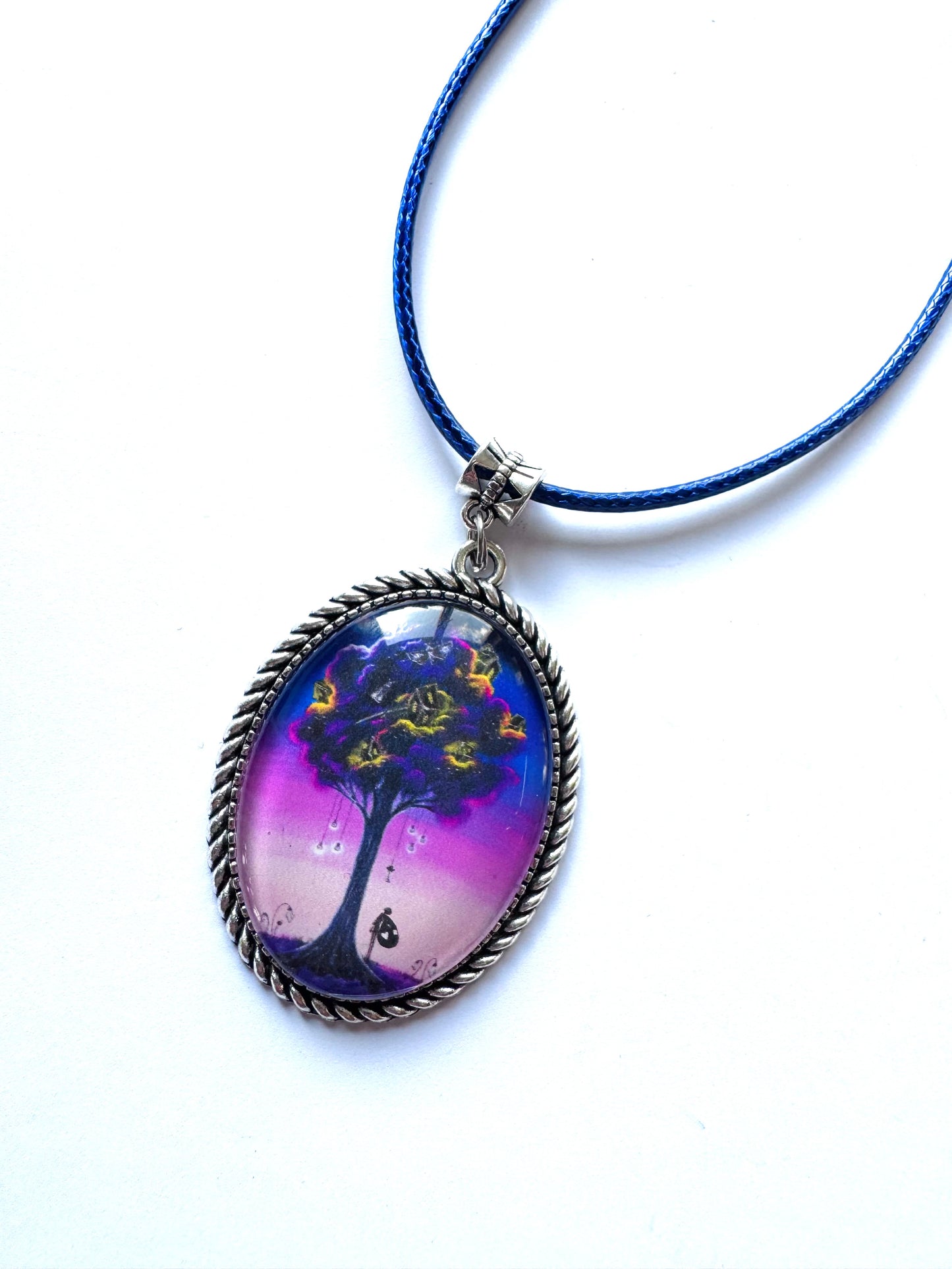 Big oval pendant / Nagy ovális medál egyedi grafikával l
