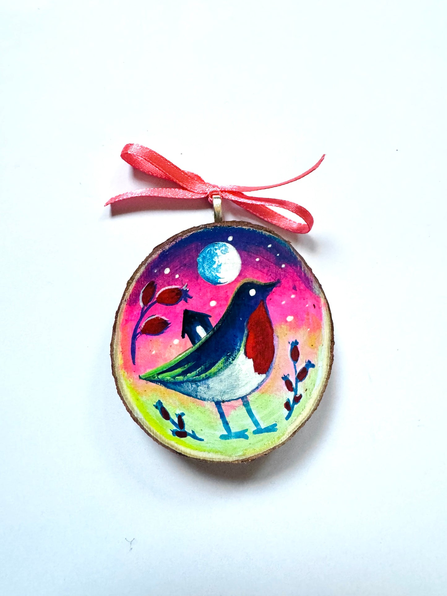 Hand-painted mini wood slice 2 in 1 BROOCH and PENDANT / Kézzel festett mini fakorong BROSS és MEDÁL Springcollection