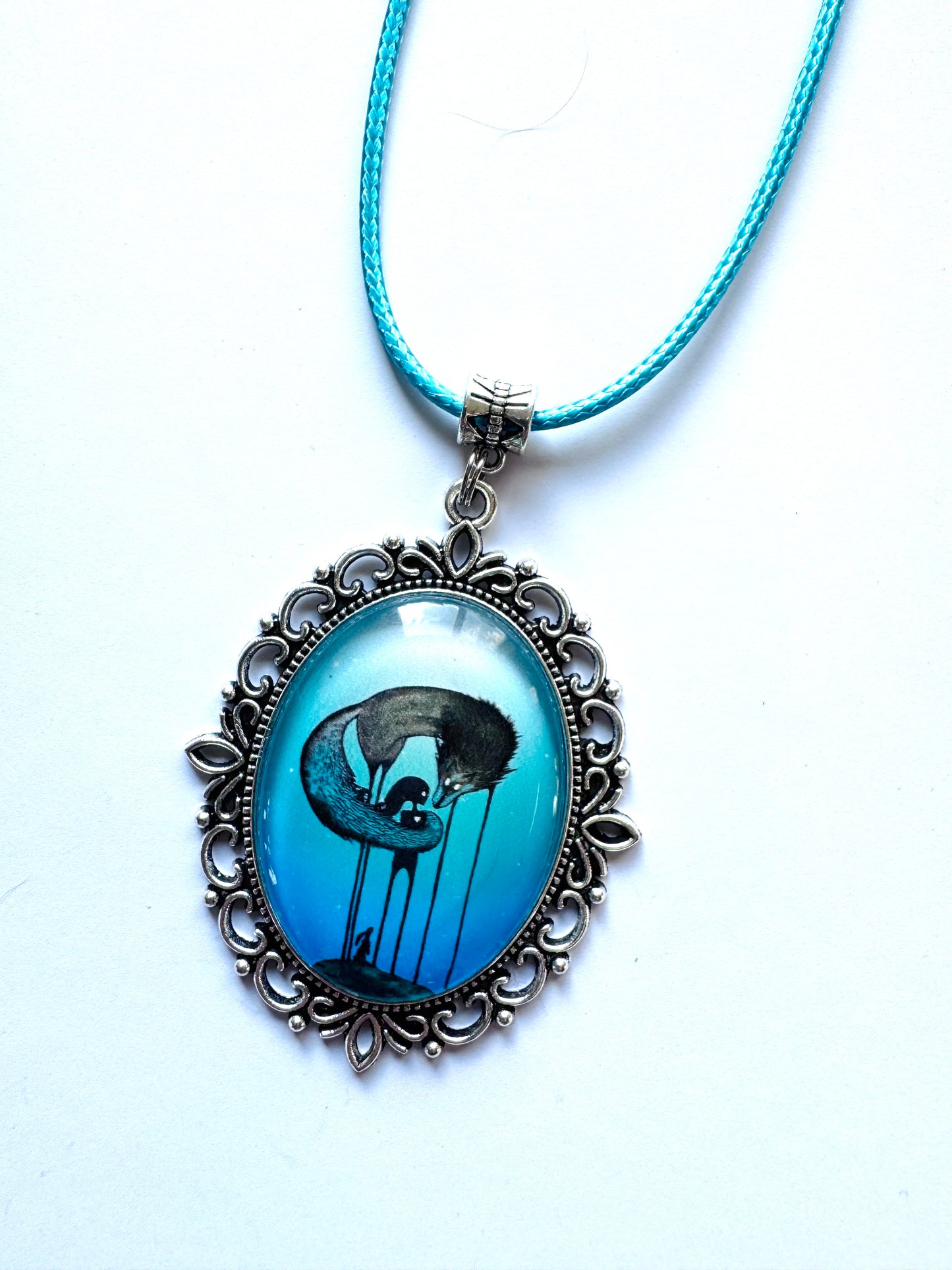 Big oval pendant / Nagy ovális medál egyedi grafikával