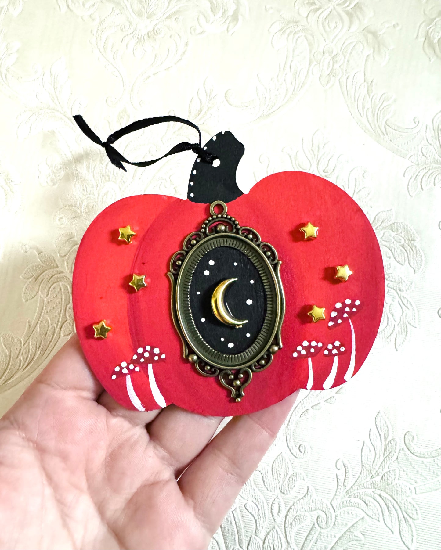 Hand-painted pumpkin MAGNET and ornament / Kézzel festett tök mágnes és dísz