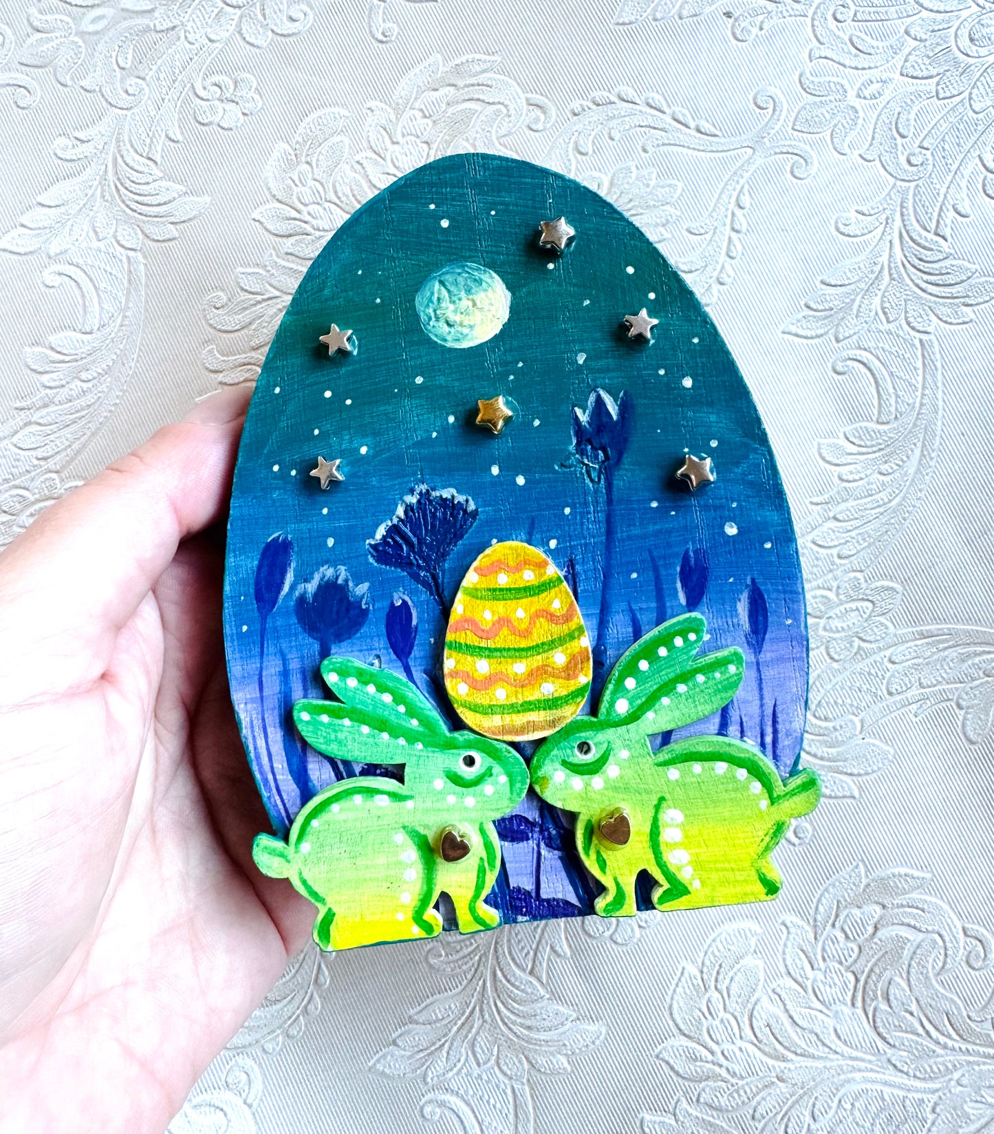 Springdecor egg wooden figurine / Tavaszi tojás álló fafigura