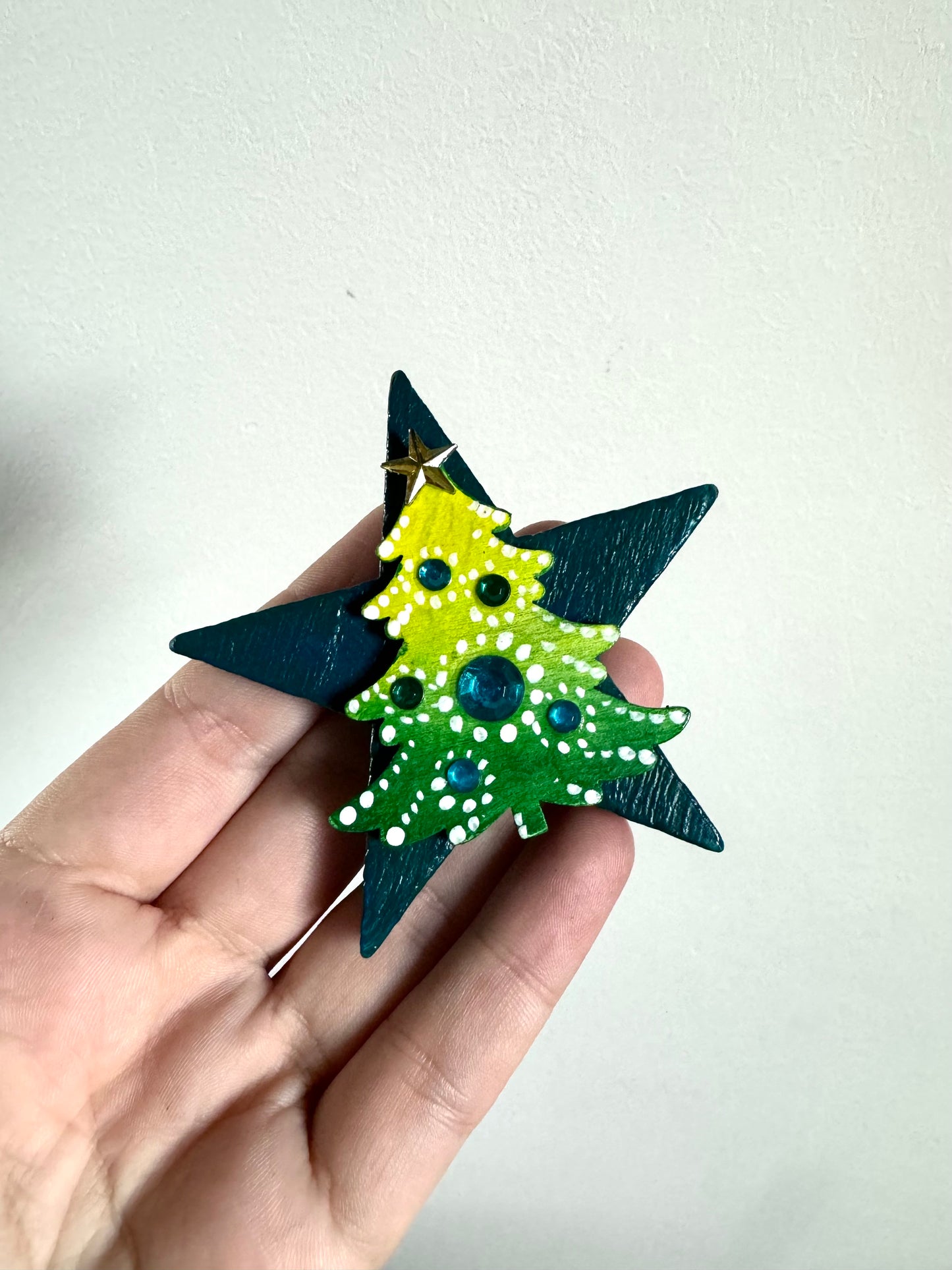 Hand-painted Christmas star magnet / Kézzel festett karácsonyi csillag mágnes