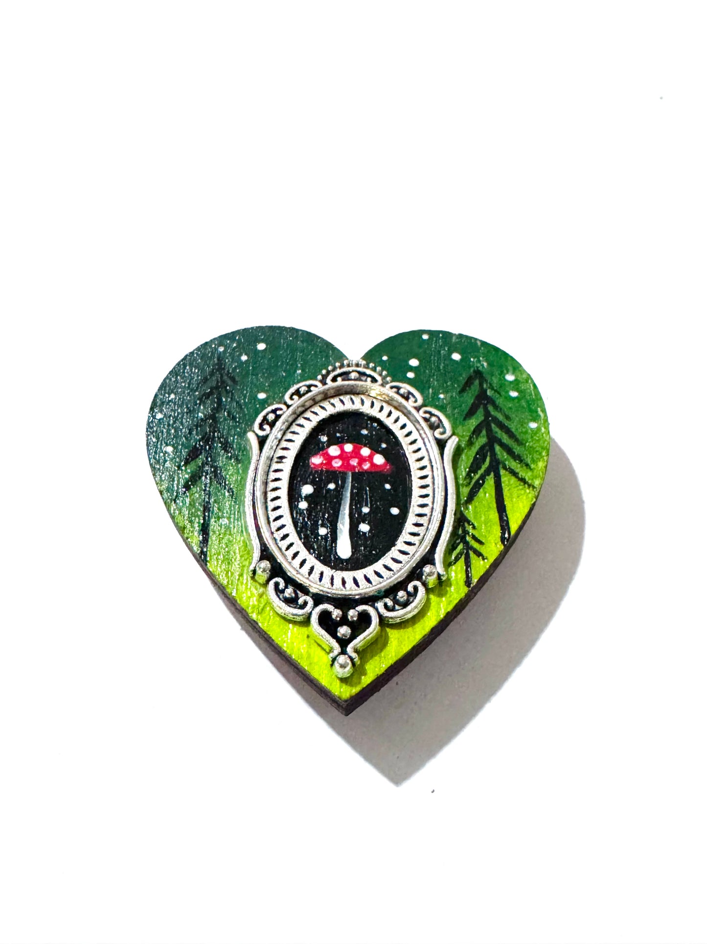 Hand-painted mini wood & steel heart MAGNET / Kézzel festett mini fa & fém szív MÁGNES