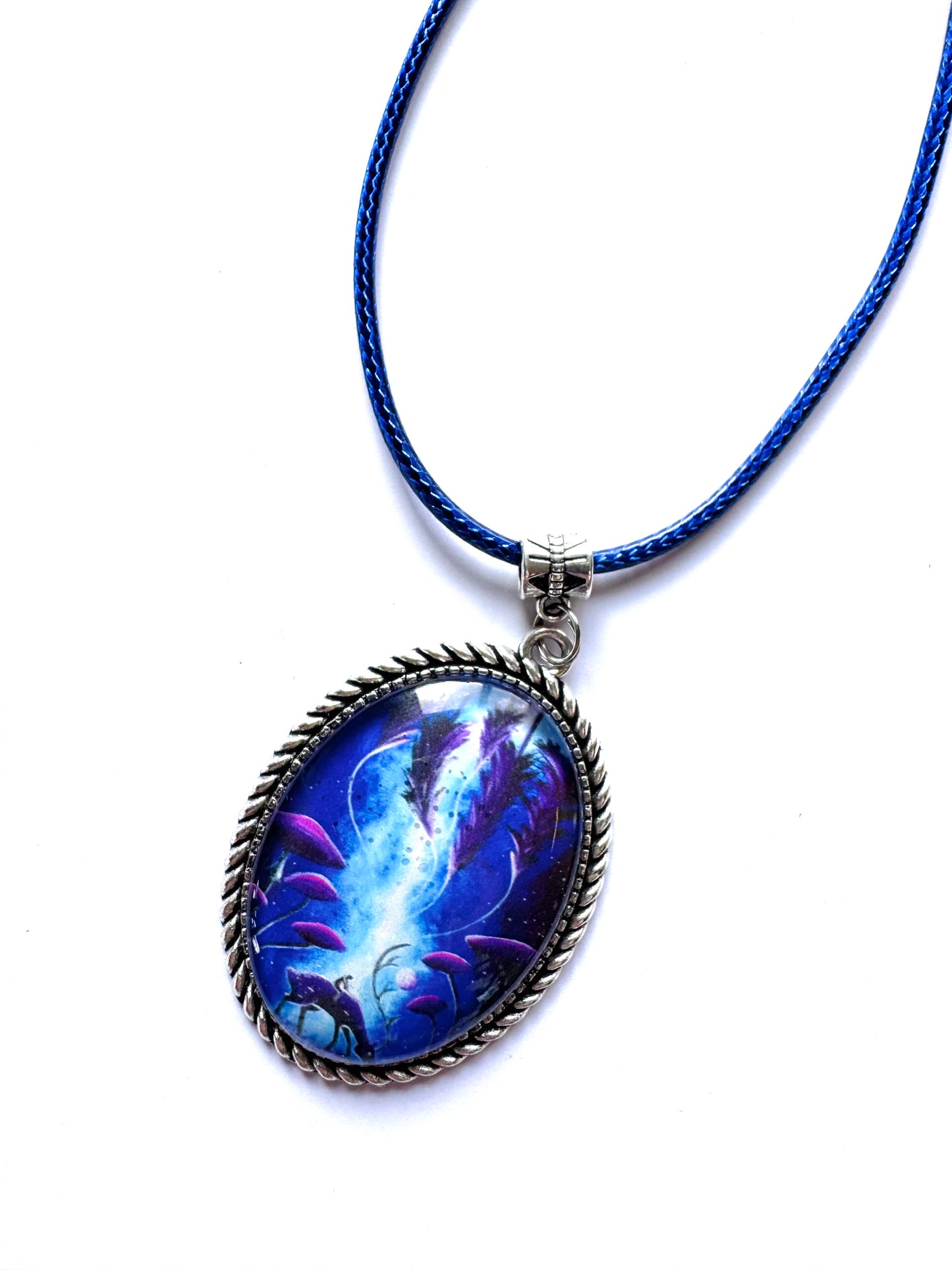 Big oval pendant / Nagy ovális medál egyedi grafikával
