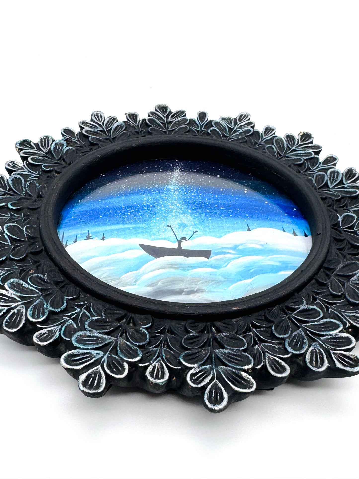 Mini round framed art print in an ornate frame / Mini kerek keretezett művészi nyomat díszes keretben