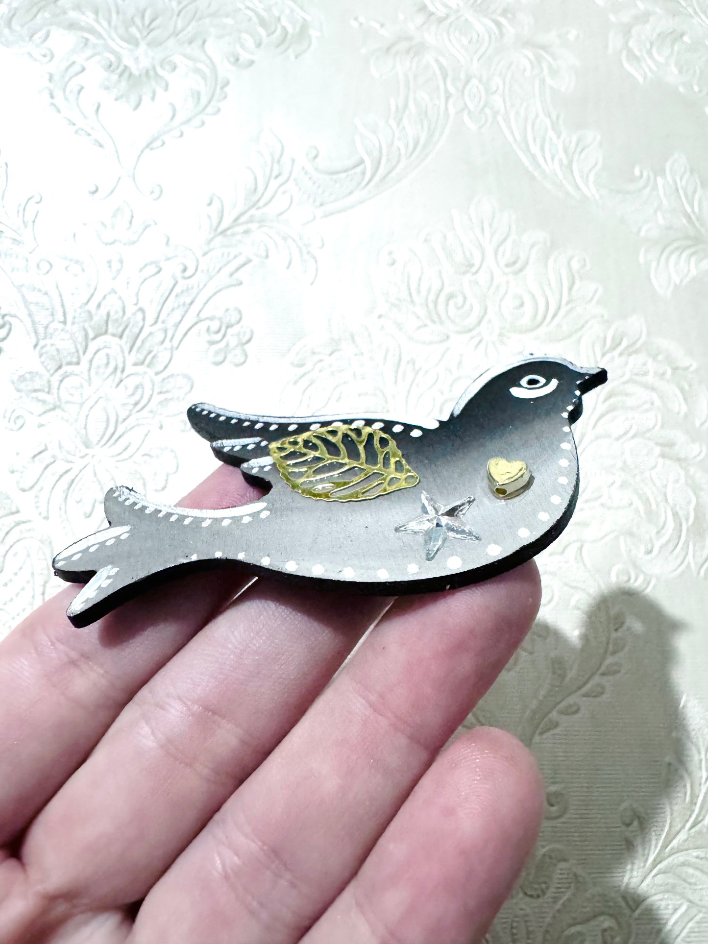 Hand-painted small bird MAGNET / Kézzel festett kismadár mágnes