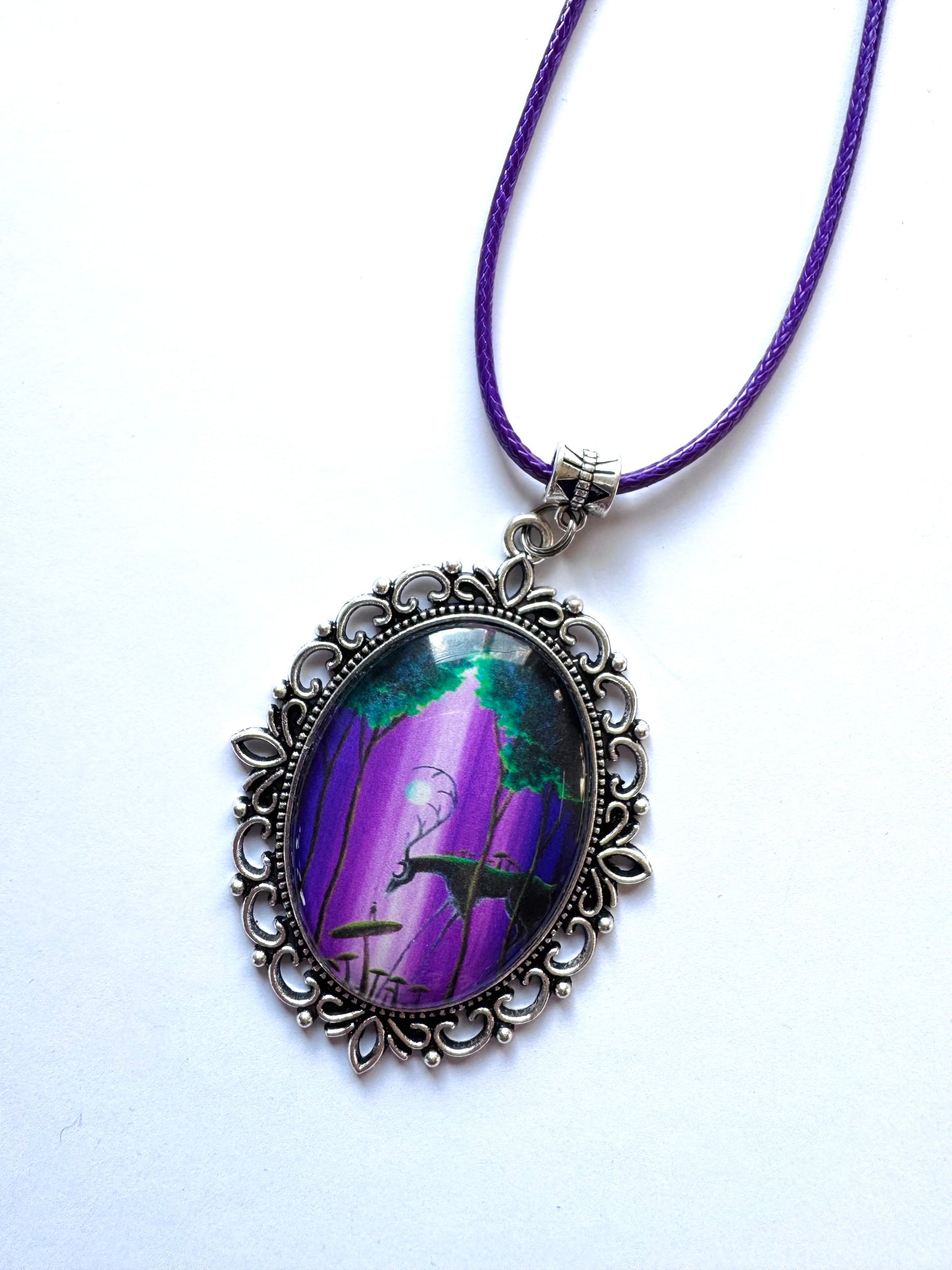 Big oval pendant / Nagy ovális medál egyedi grafikával