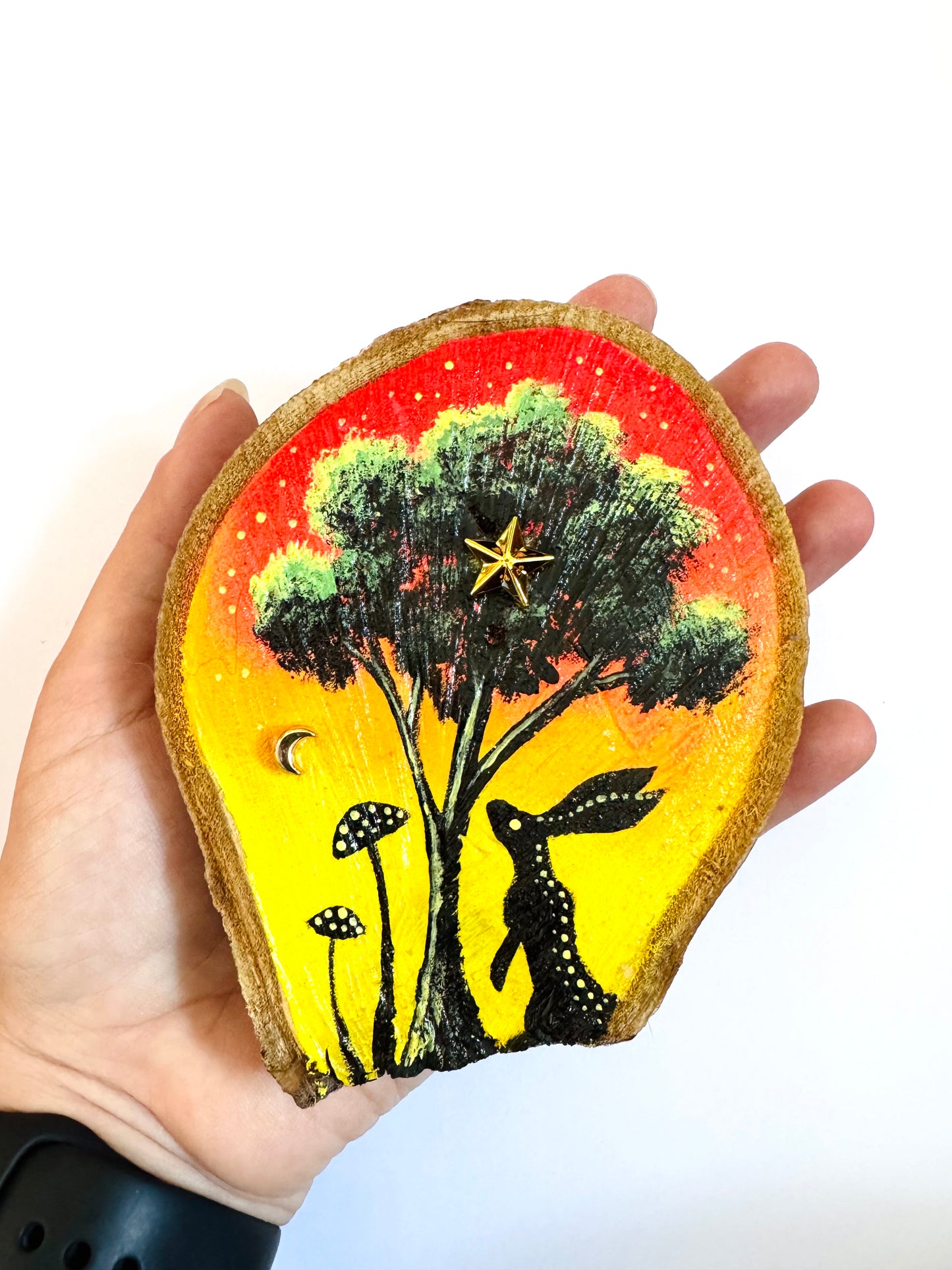 Hand-painted rustic wood slice / Kézzel festett rusztikus fakorong