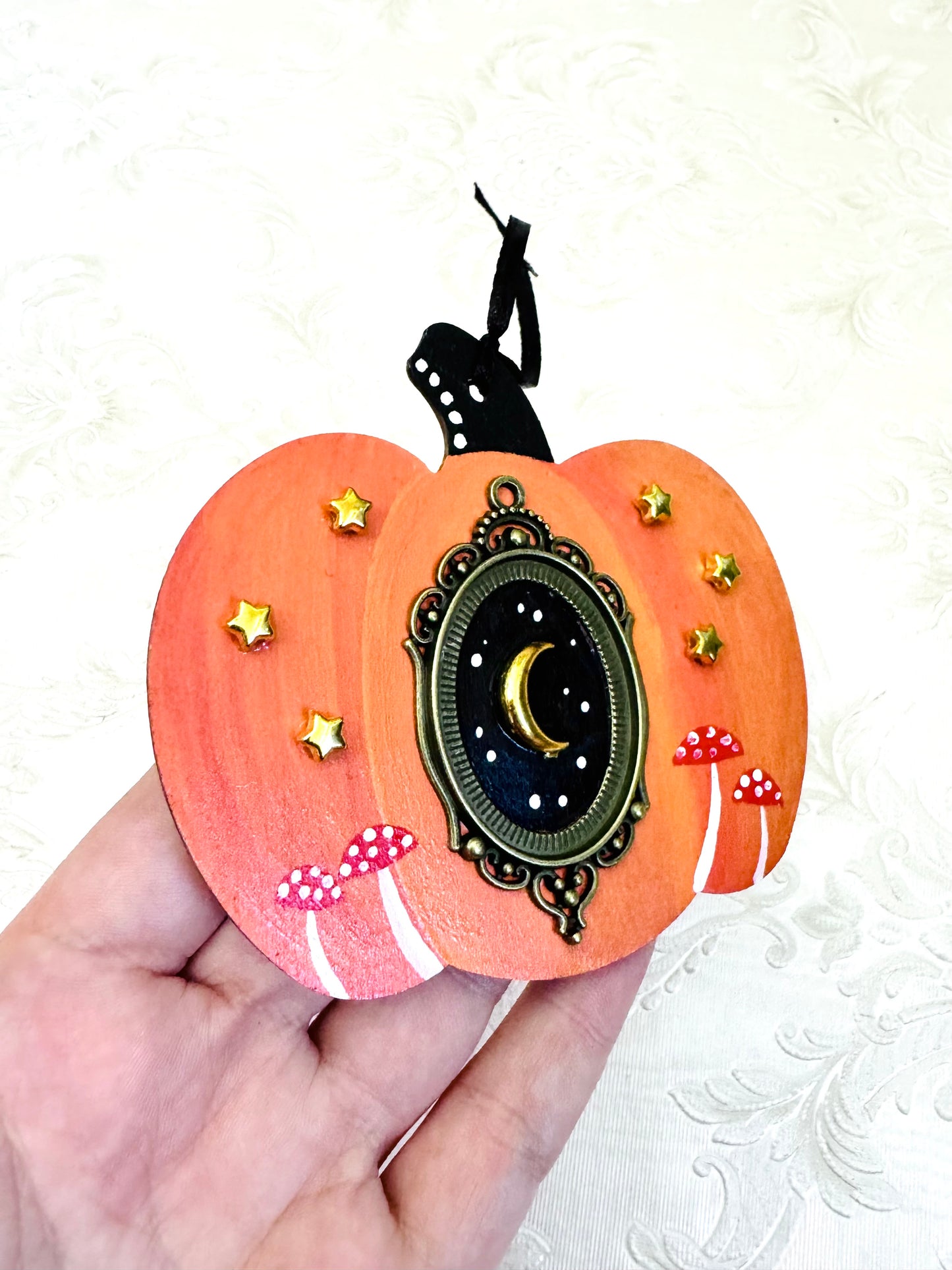 Hand-painted pumpkin MAGNET and ornament / Kézzel festett tök mágnes és dísz