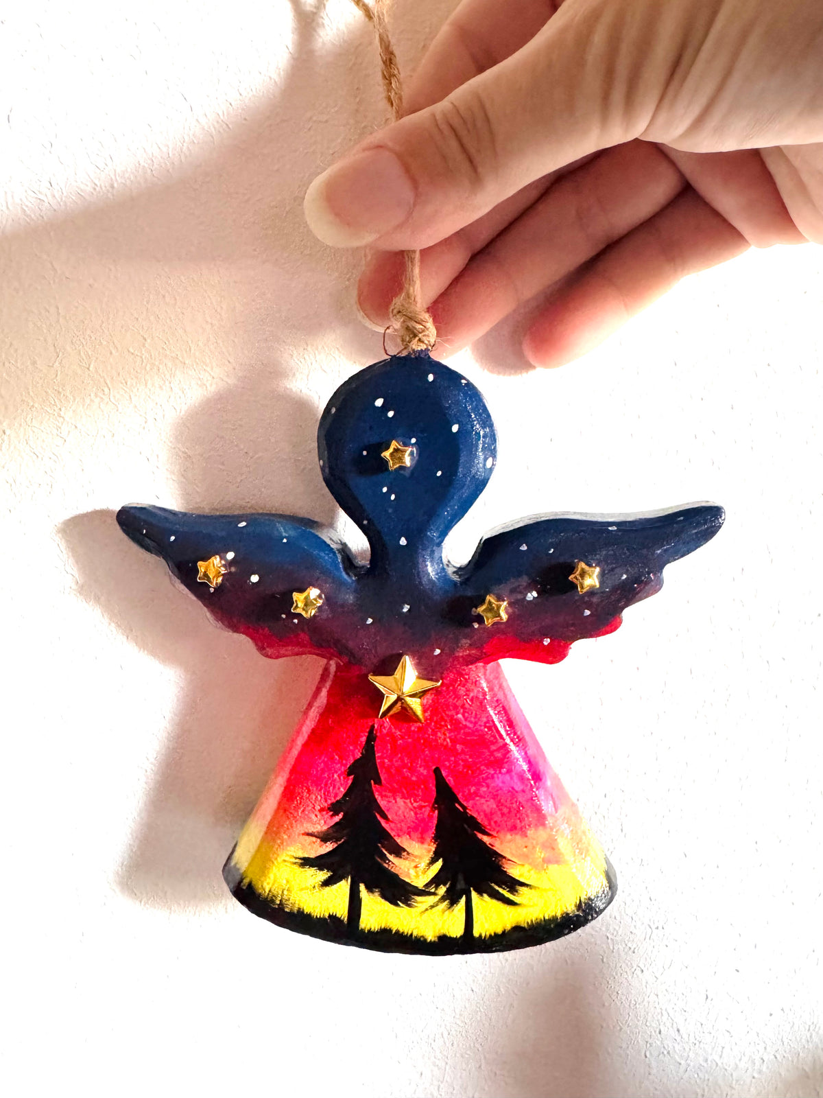 Hand-painted angel Christmas ornament (painted on both sides) / Kézzel festett karácsonyi angyal dísz (2 oldalon festett)