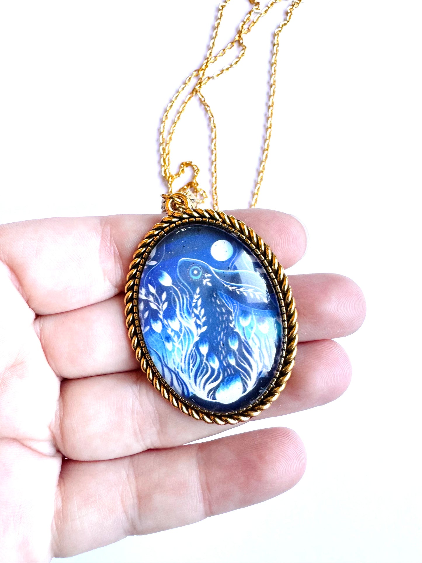 Big oval pendant / Nagy ovális medál egyedi grafikával