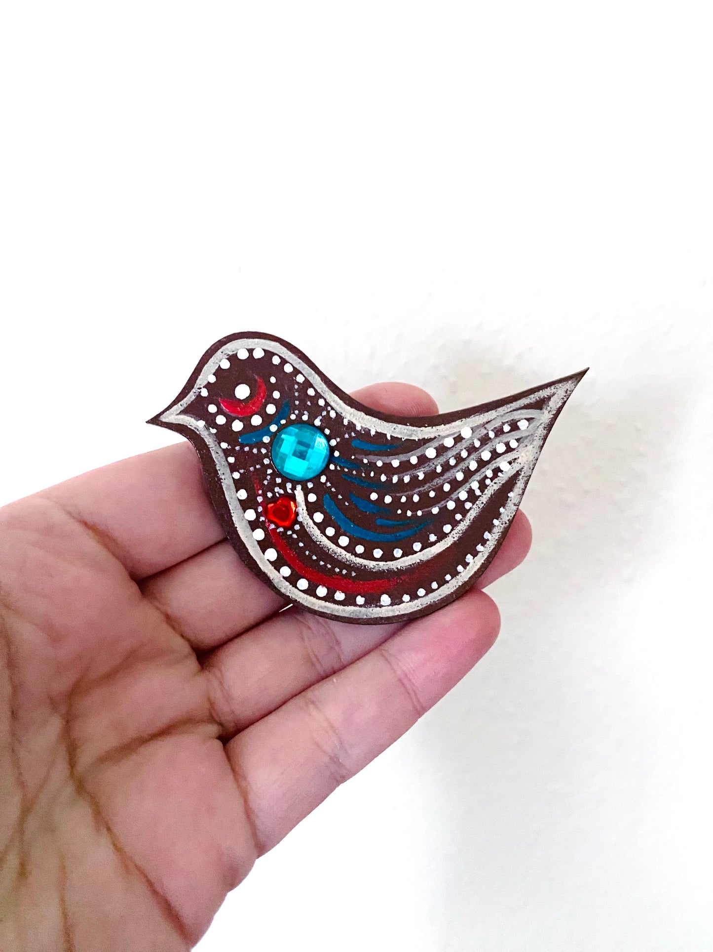 Hand-painted “gingerbread” bird magnet / Kézzel festett “mézeskalács” madárka mágnes