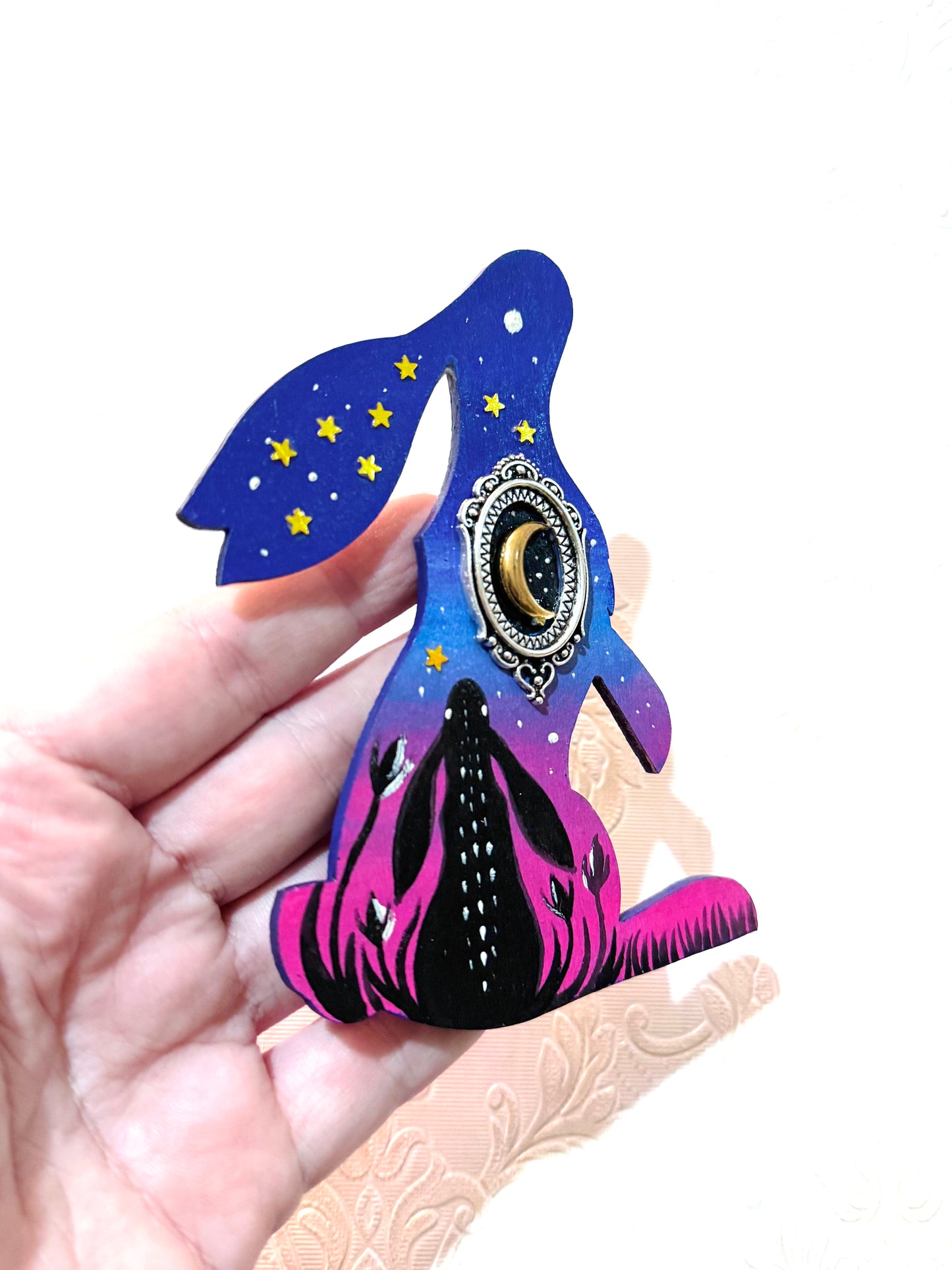 Hand-painted EYCIIR rabbit MAGNET / Kézzel festett EYCIIR nyuszi mágnes