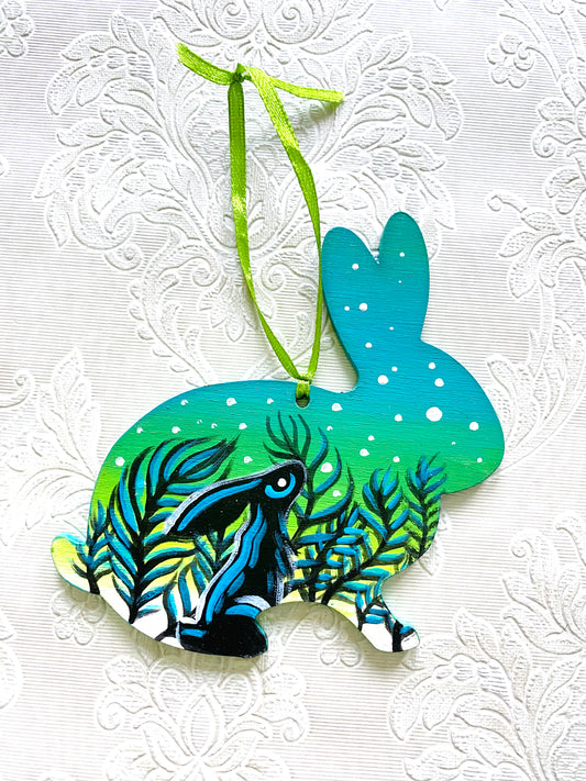 Hand-painted rabbit ornament / Kézzel festett nyuszi dísz