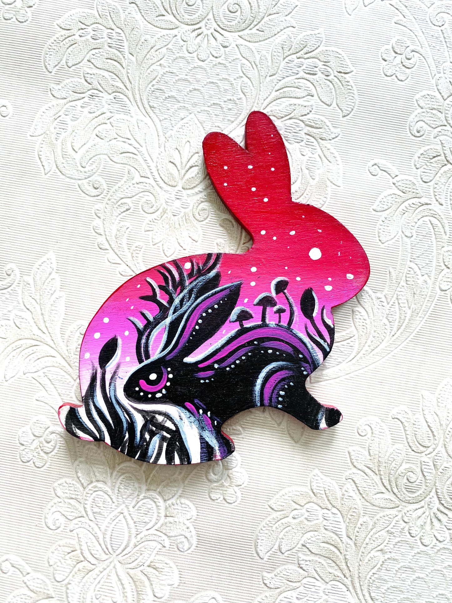 Hand-painted bunny magnet / Kézzel festett nyuszi mágnes