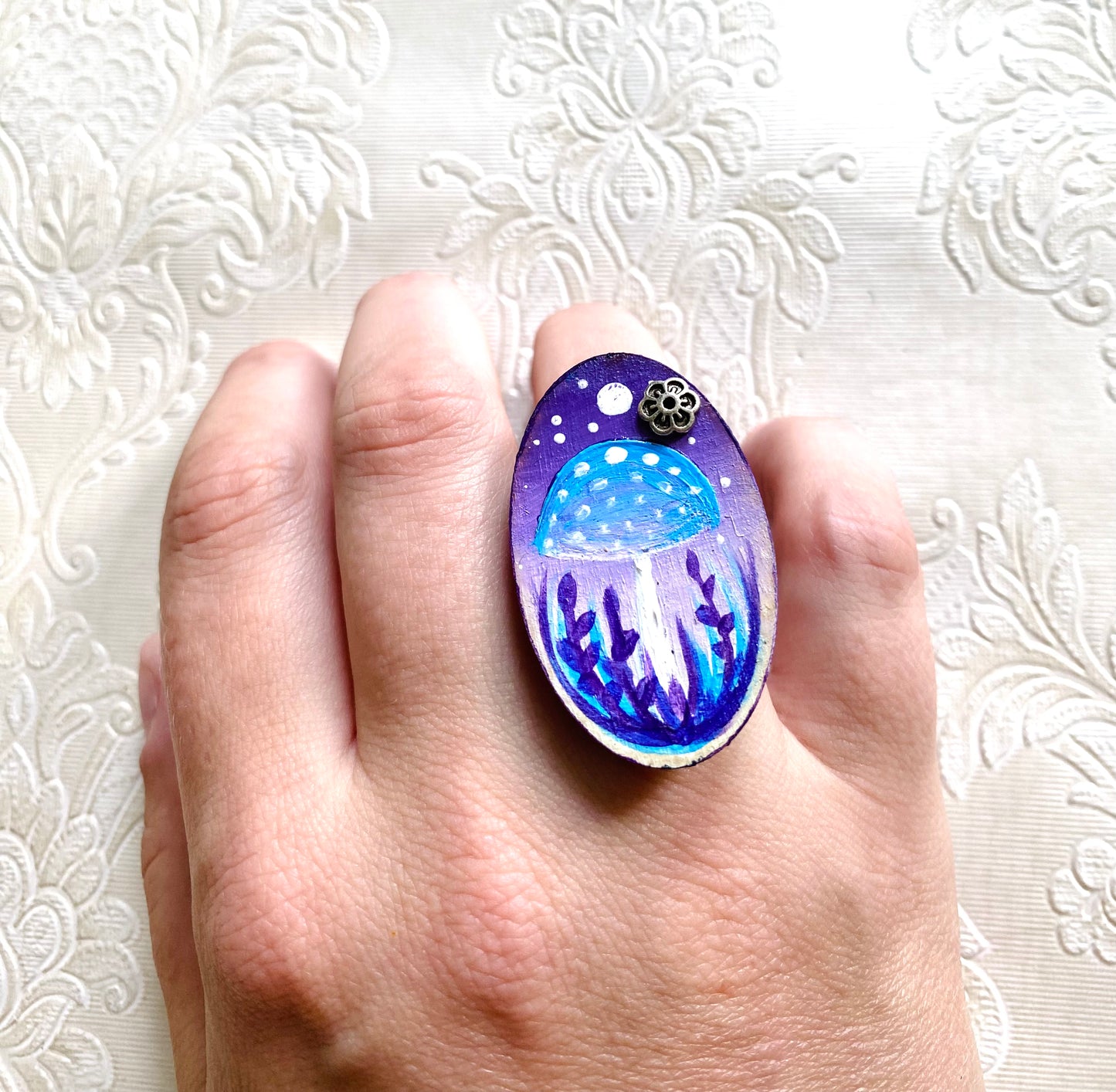 Hand-painted ring (adjustable) / Kézzel festett gyűrű (állítható alappal)