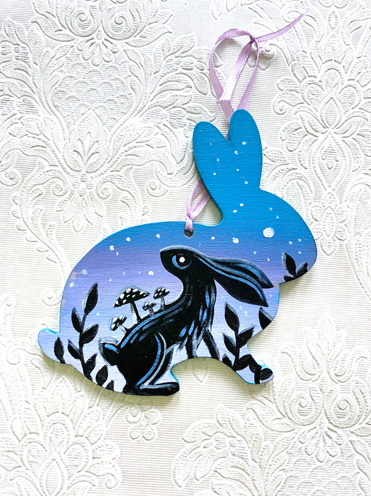 Hand-painted rabbit ornament / Kézzel festett nyuszi dísz