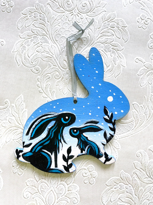 Hand-painted rabbit ornament / Kézzel festett nyuszi dísz