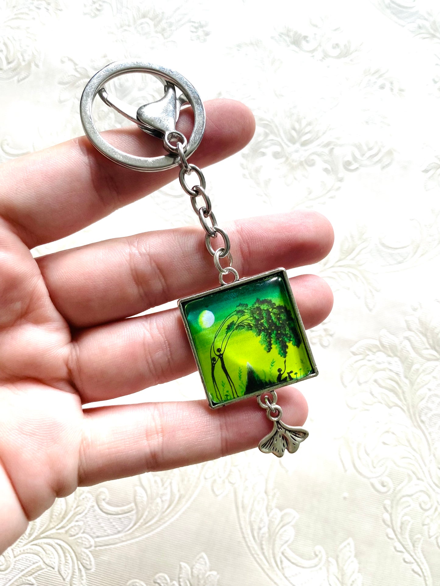 Square keychain with charm / Négyzetes kulcstartó charmmal