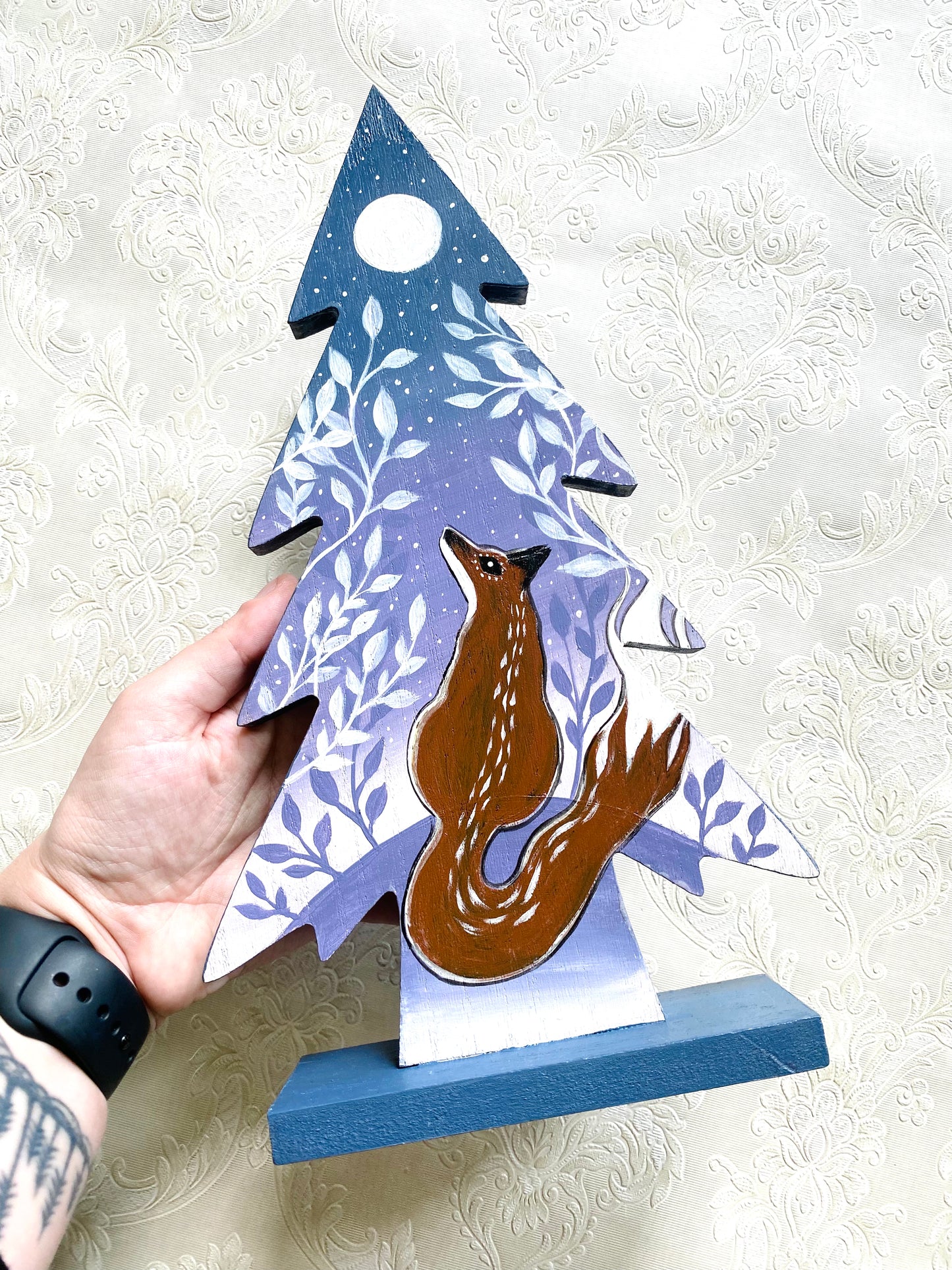Hand-painted pine tree figurine LARGER / Kézzel festett fenyőfa figura NAGYOBB