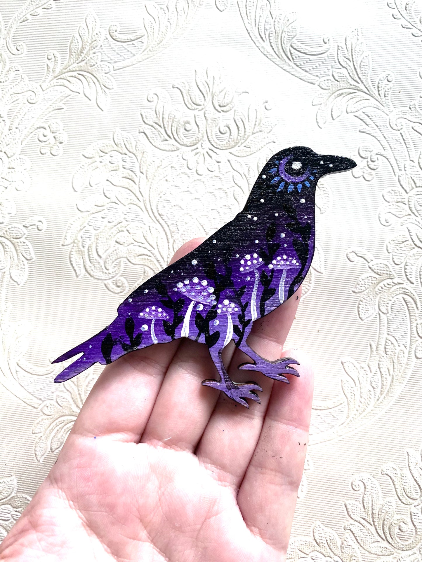 Hand-painted crow magnet / Kézzel festett varjú mágnes