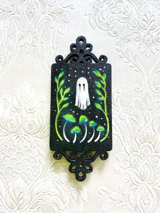 Hand-painted ghostie magnet / Kézzel festett szellem mágnes